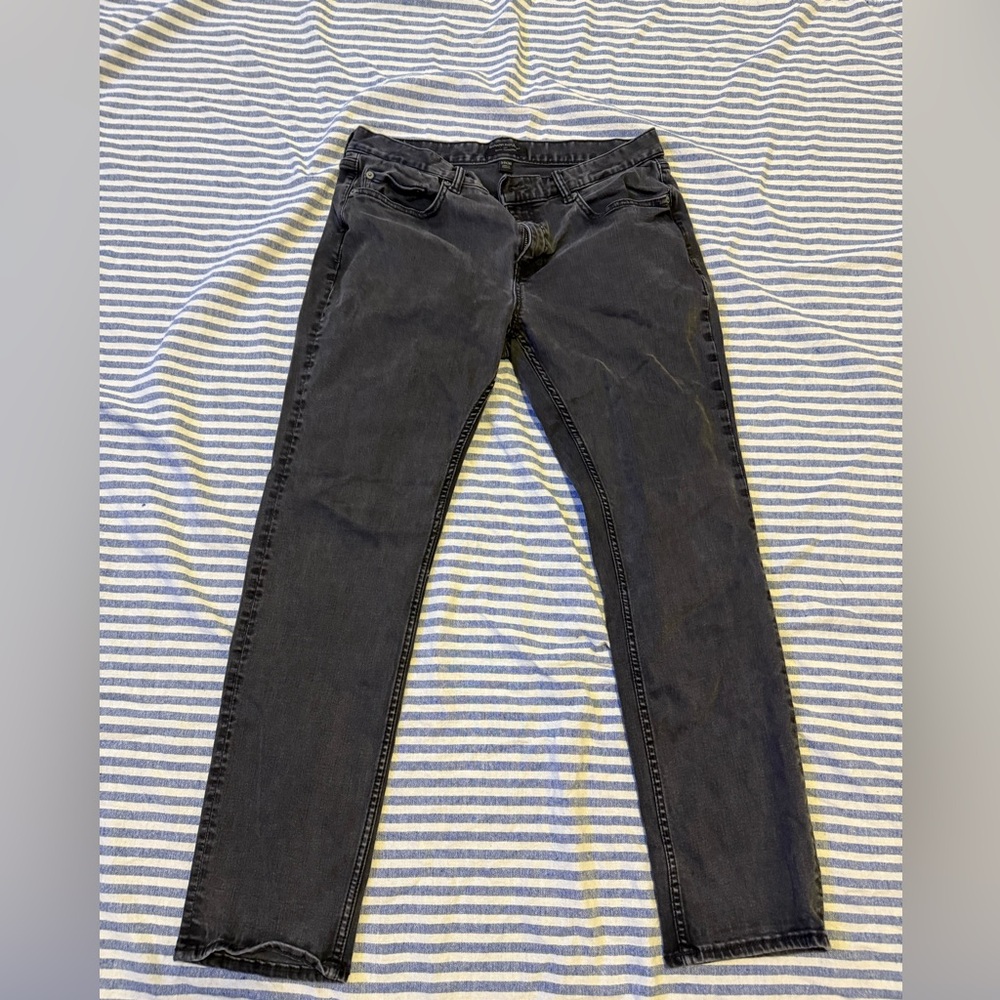 Banana Republic Men’s Skinny Tech Motion Jeans – Size 34x30